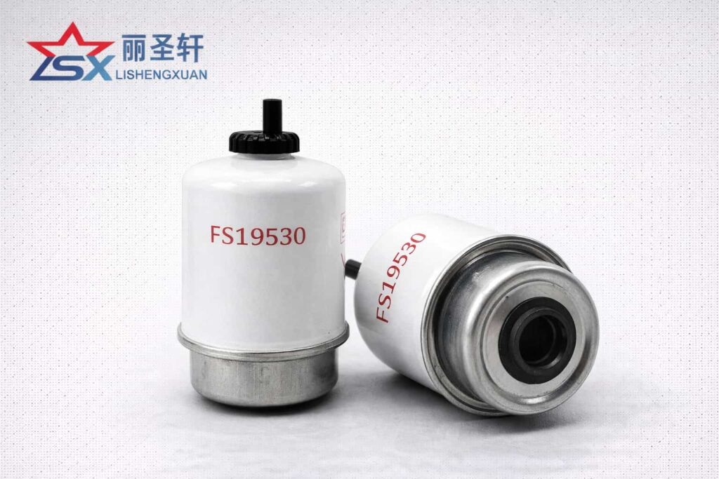 FS19530 fuel water separator filters upright and bottom opening view