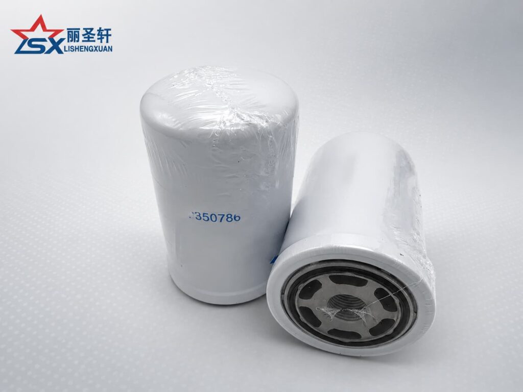 LW10428561 P550786 spin-on engine oil filter product image for CLAAS and agricultural equipment replacement